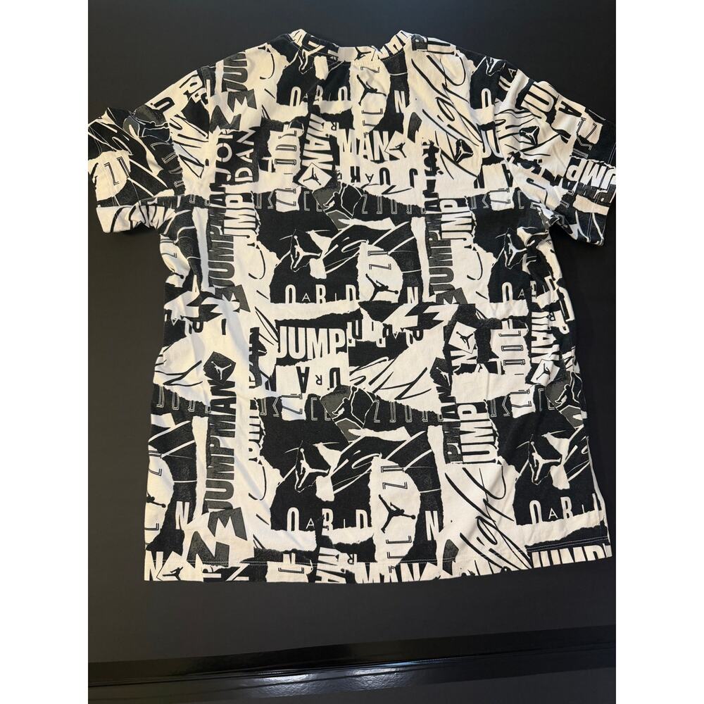Jordan Men’s L Black White Allover Print Graphic T-Shirt
